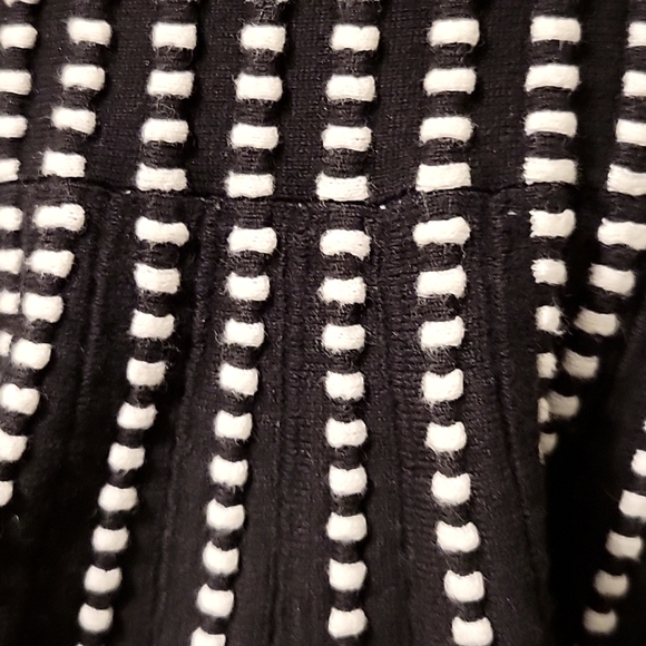 Victoria's Secret Moda International short sleeve sweater dress - Picture 7 of 9